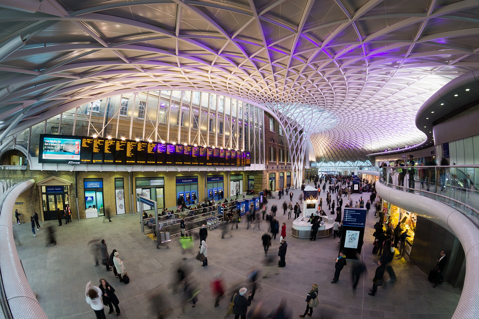 King’s Cross St Pancras station London — local documentary photograph